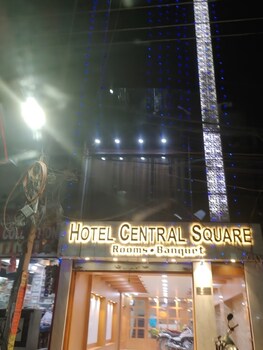 hotel central square a couple friendly hotel