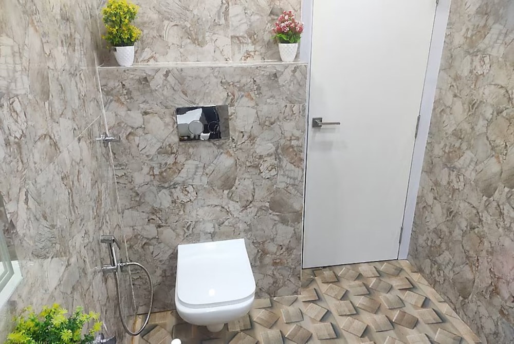 hotel central square a couple friendly hotel