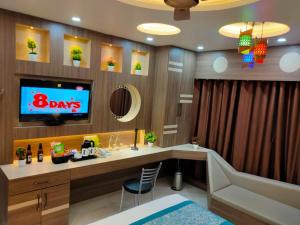 hotel central square a couple friendly hotel