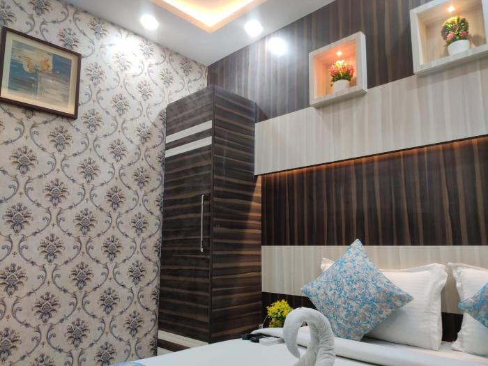 hotel central square a couple friendly hotel