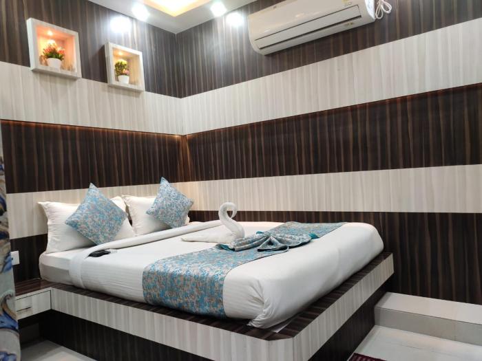 hotel central square a couple friendly hotel