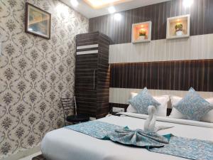 hotel central square a couple friendly hotel