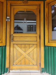 yaghan hostel