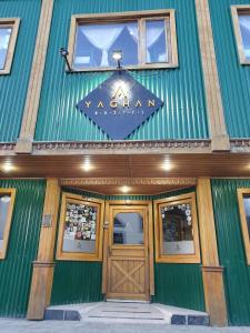 yaghan hostel
