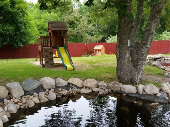 Aquastar Inn,Stonington>>Fishers Island,2 star