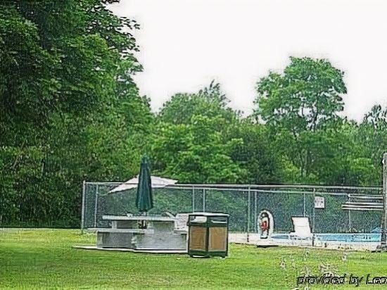 Aquastar Inn,Stonington>>Fishers Island,2 star