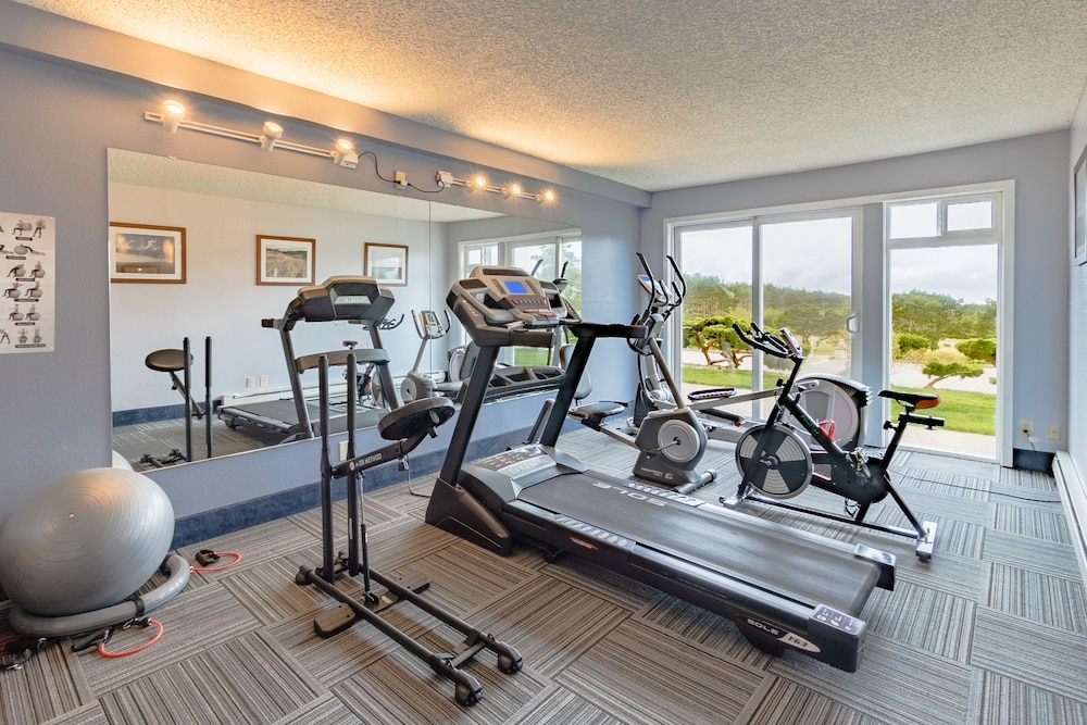 chateau westport resort