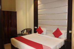 Hotel The Diamond,,2 star