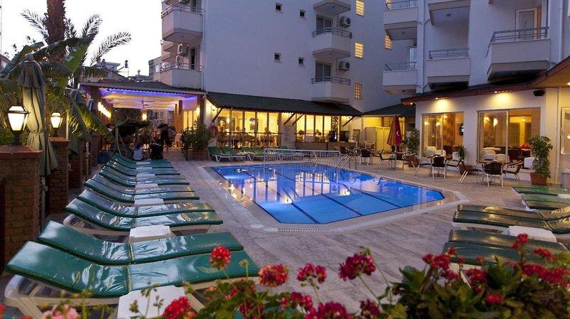 remi hotel