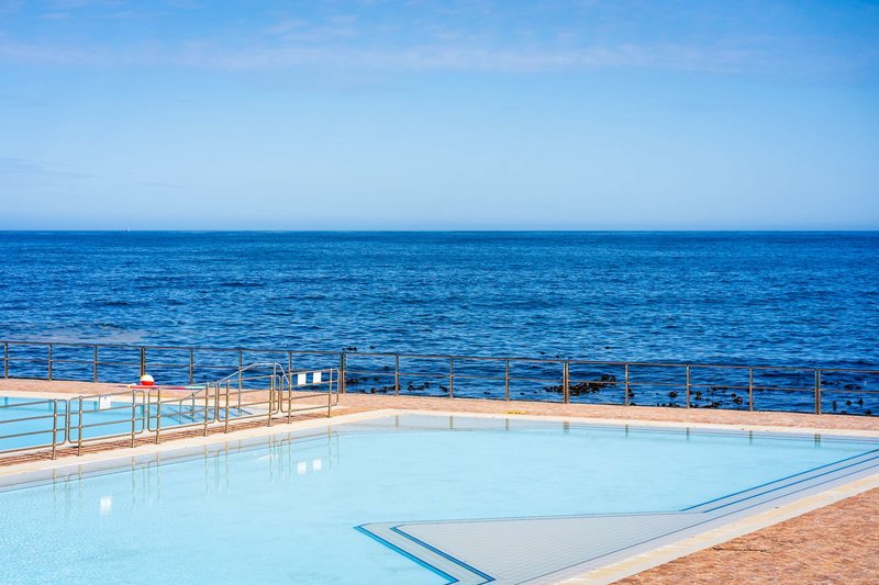 latitude aparthotel