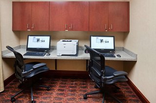 Hampton Inn Fairmont,Fairmount>>Fairmont,3 star