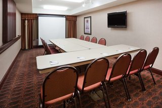 Hampton Inn Fairmont,Fairmount>>Fairmont,3 star