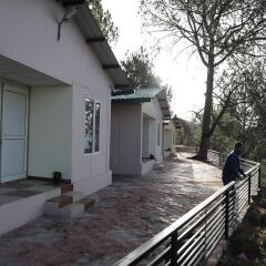 The Moksha Heights,Nainital>>Bhowali,3 star