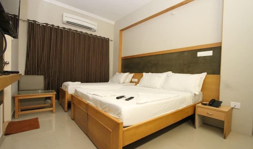 i roomz bagyas residency