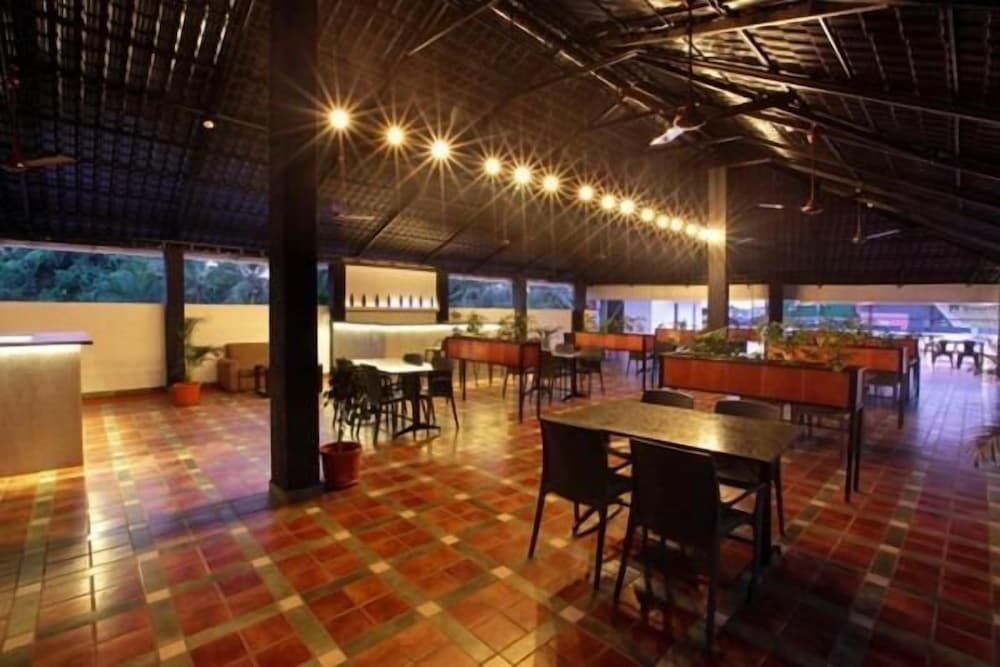 i roomz bagyas residency