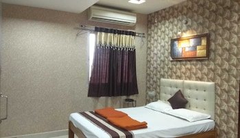 i roomz bagyas residency