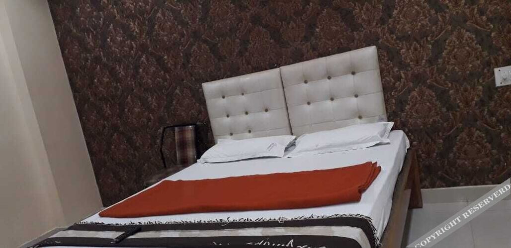 i roomz bagyas residency