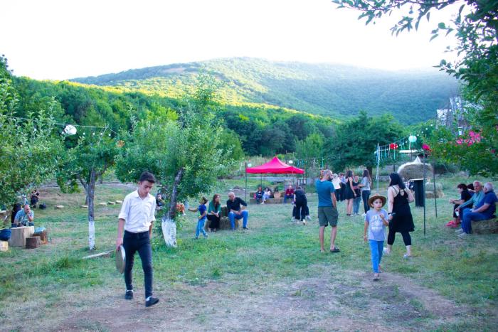 vardeni guesthouse