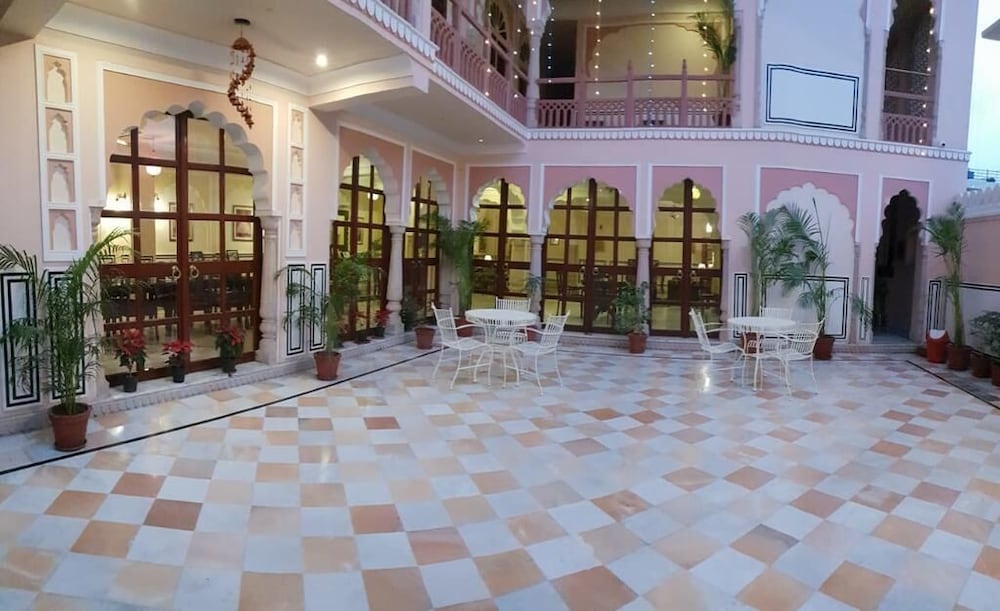 raj rajeshwari haveli
