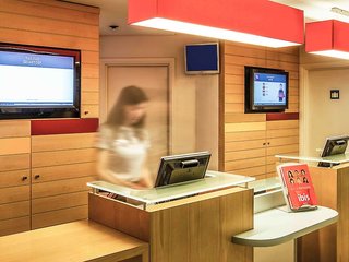 Ibis Porto Centro,Rua Da Alegria 29,2 star
