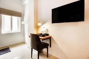 silverkey executive stays 28060 jv colony