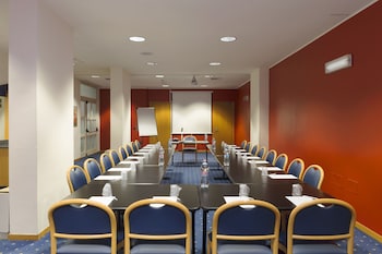 City Hotel & Suites Foligno,Foligno>>Assisi,3 star