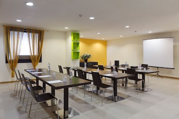 City Hotel & Suites Foligno,Foligno>>Assisi,3 star