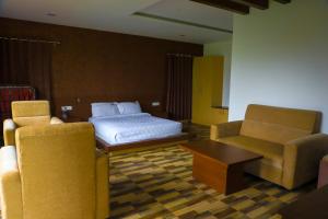 Royal Crown Resort,Royal Crown Road Kodanad Kotagiri 643217 Tamil Nadu,3 star