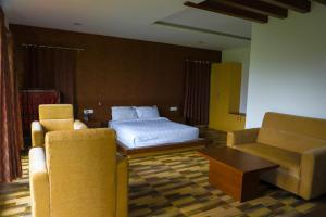 Royal Crown Resort,Royal Crown Road Kodanad Kotagiri 643217 Tamil Nadu,3 star