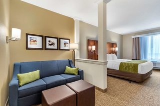 comfort suites san antonio ft sam houston sammc area
