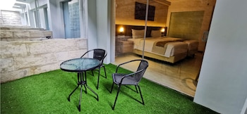 the capital hotel and resort seminyak