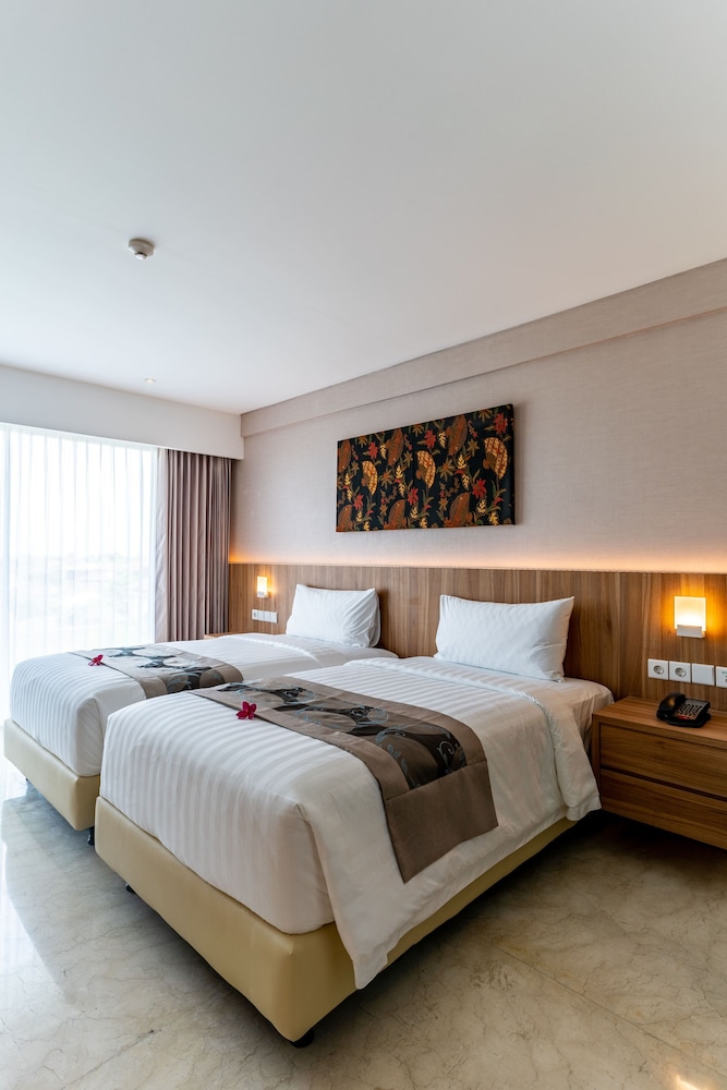 the capital hotel and resort seminyak