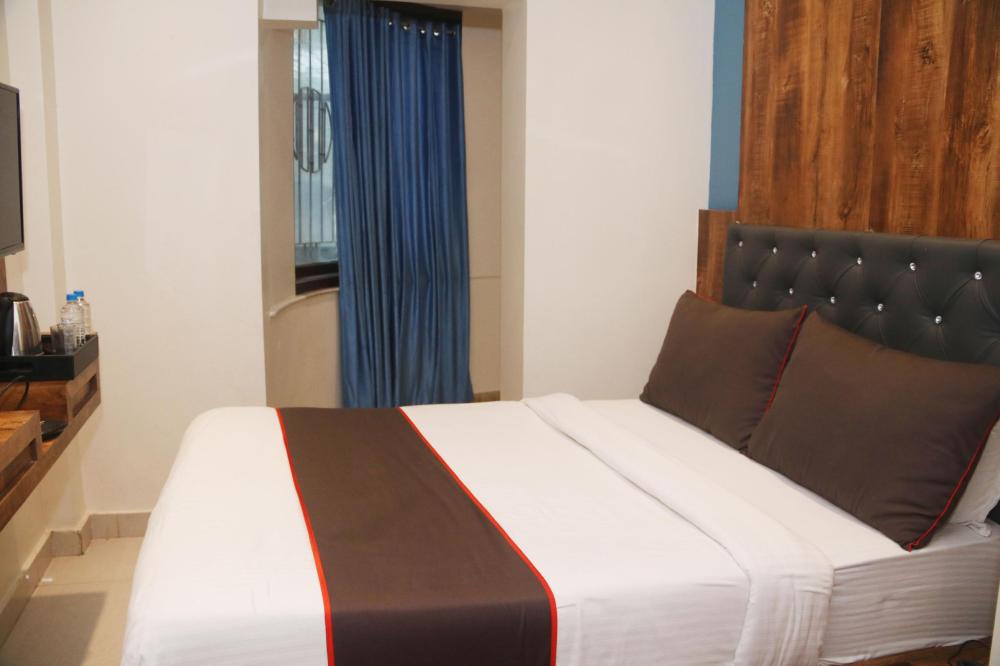 hotel west inn andheri west