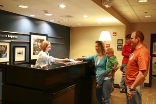 hampton inn topeka