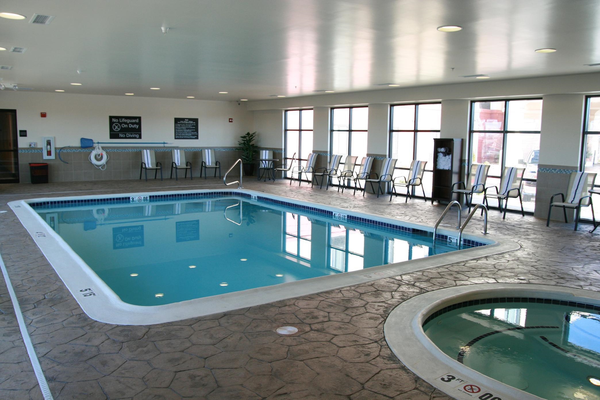hampton inn topeka
