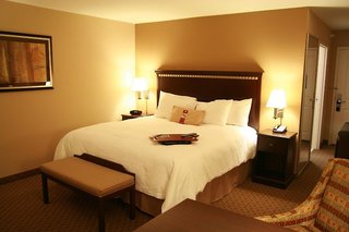 hampton inn topeka