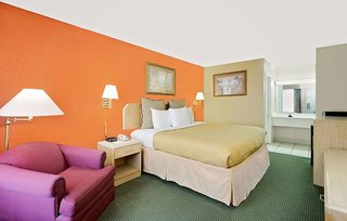 days inn by wyndham fort walton beach