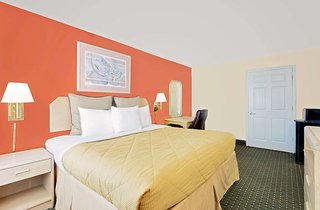 days inn by wyndham fort walton beach