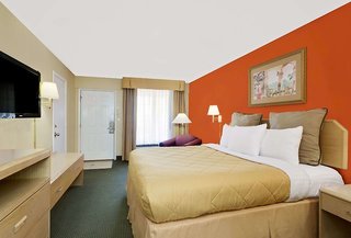 days inn by wyndham fort walton beach