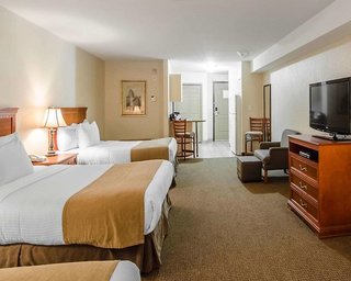 Quality Inn & Suites,Grande Prairie>>Clairmont,3 star
