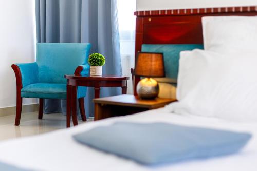 lira pacific aparthotel