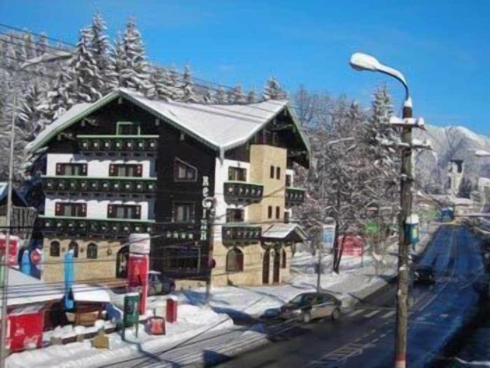 pension regina