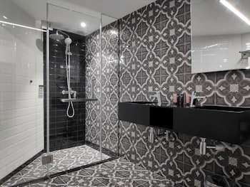 loop on leith hotel penang