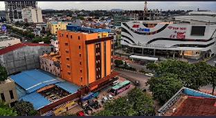 Sovrano Hotel,Jalan Pembangunan 1-3 Nagoya 29444,3 star
