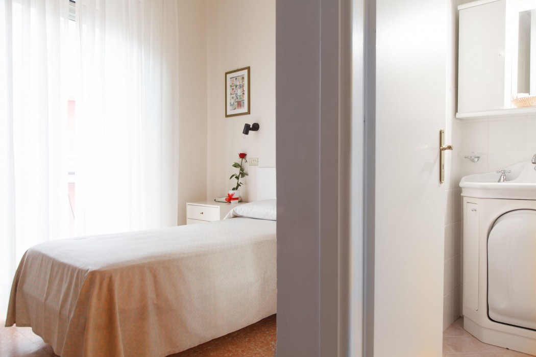 Allegroitalia Alassio Rosa,Genoa>>Alassio,3 star