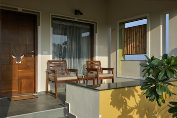 blackbuck safari lodge velavadar