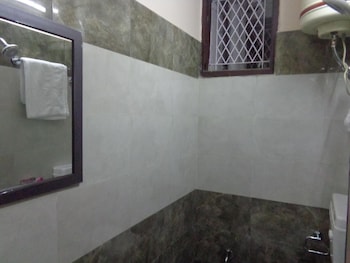 sri sai inn