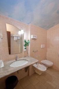 le palme adults only 10 years old