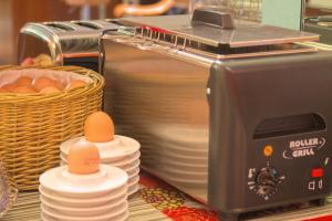 le palme adults only 10 years old