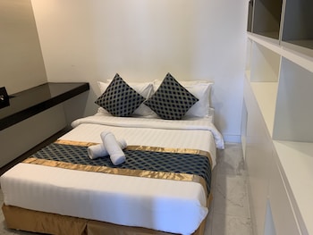 platinum service suite the face